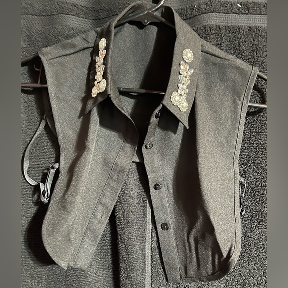 BUNDLE: Embellished White Detachable Collar, Embellished Black Detachable Collar - Picture 2 of 5